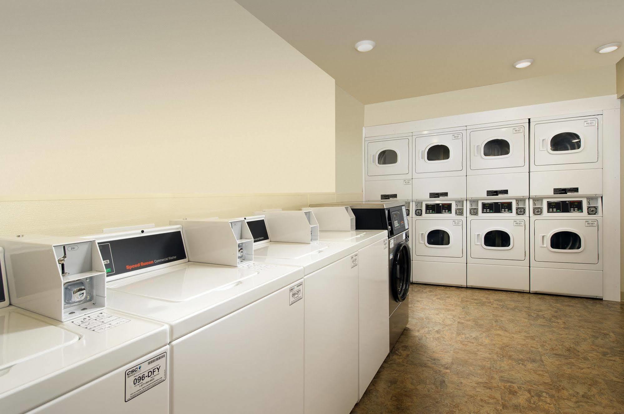 Extended Stay America Select Suites - Omaha - Southwest ลาวิสตา ภายนอก รูปภาพ